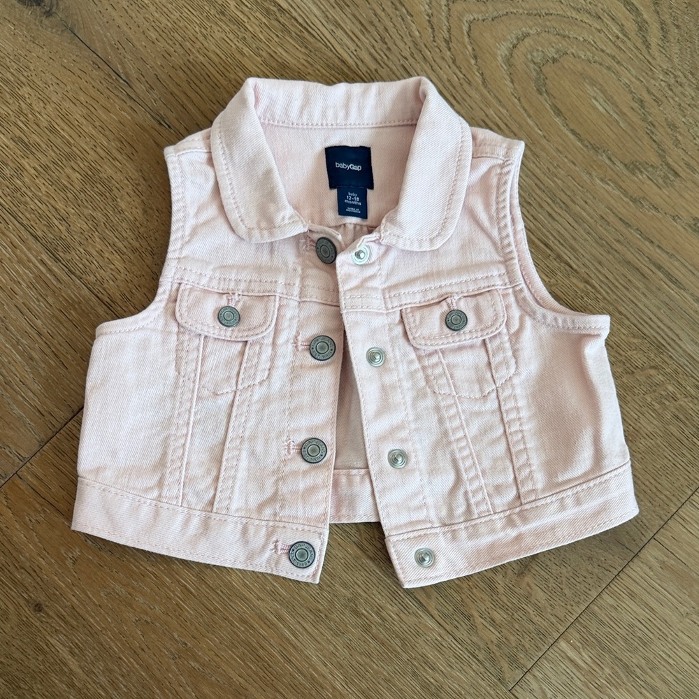Baby GAP Kids Light Pink Denim Baby Vest with Snaps Pastel Spring Summer Girl